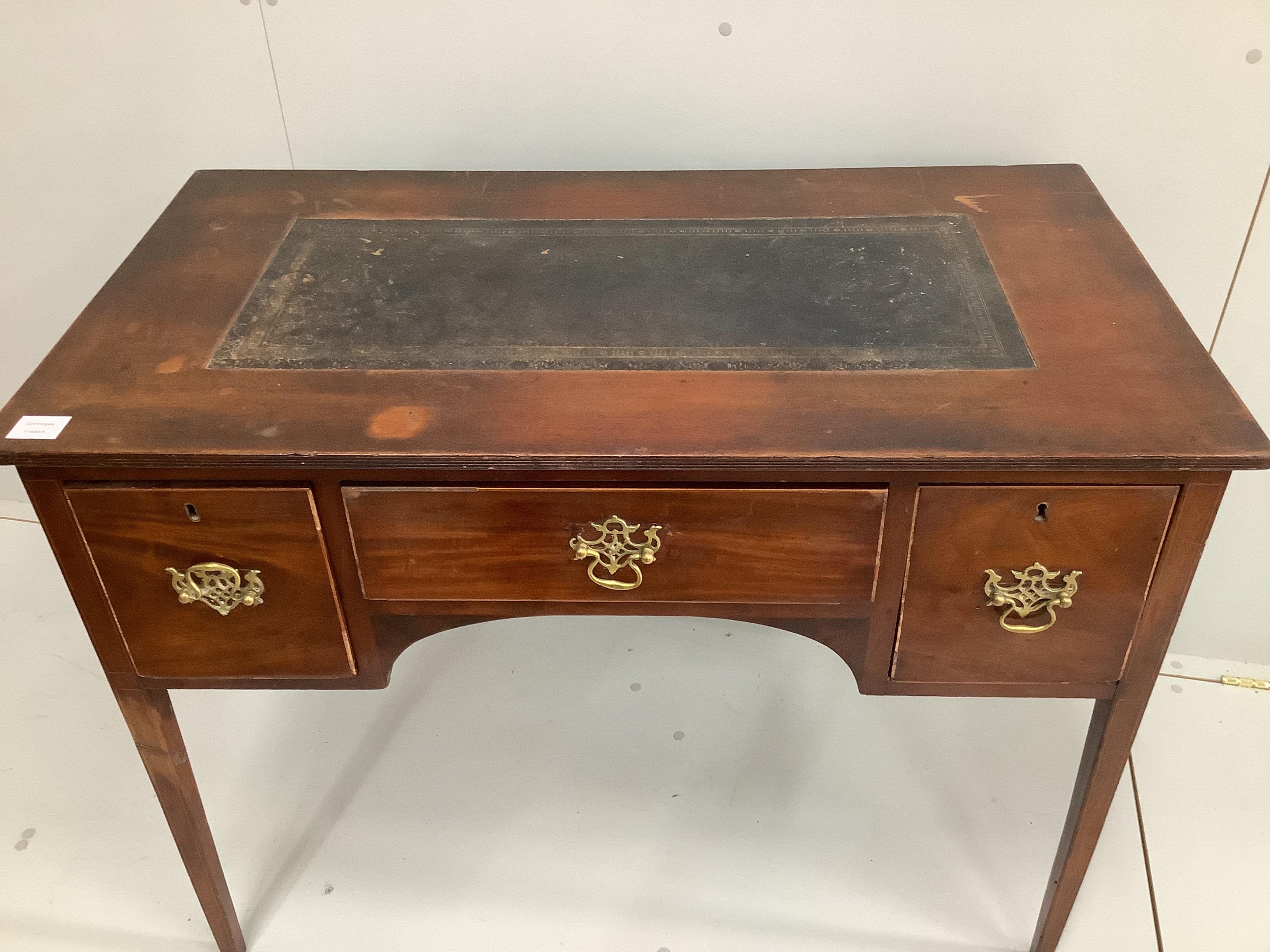 A George IV mahogany kneehole writing desk, with a leather inset top, width 101cm, depth 55cm, height 78cm